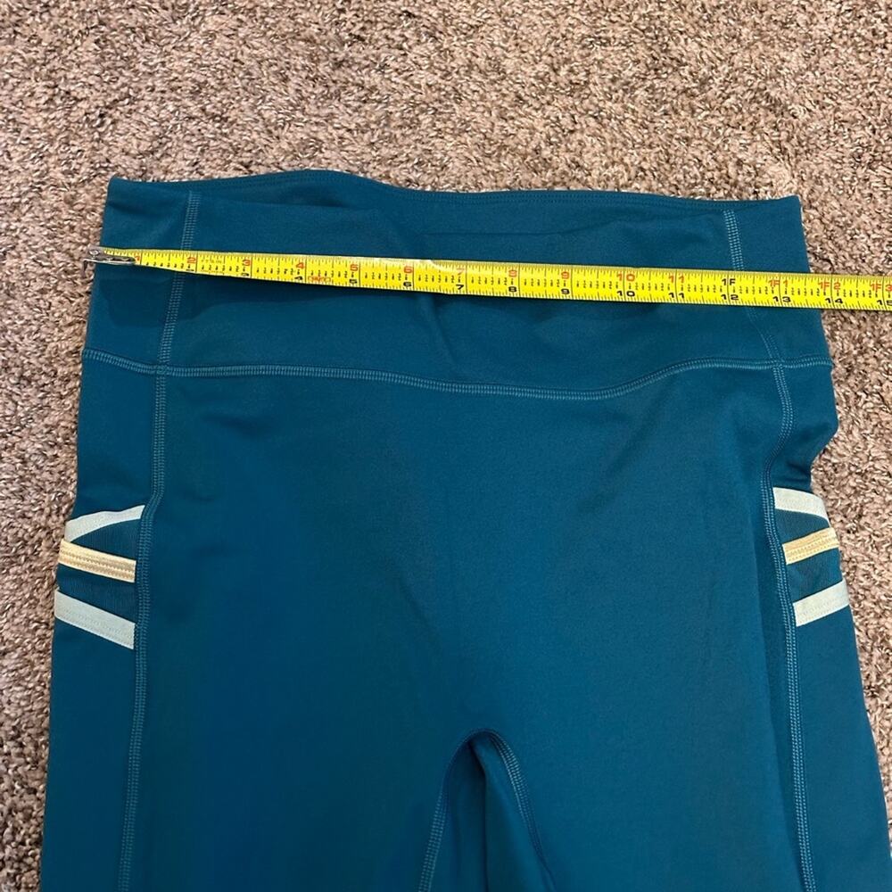 Fabletics Motion 365 Green Women’s  Leggings Size Large EUC - Picture 3 of 7